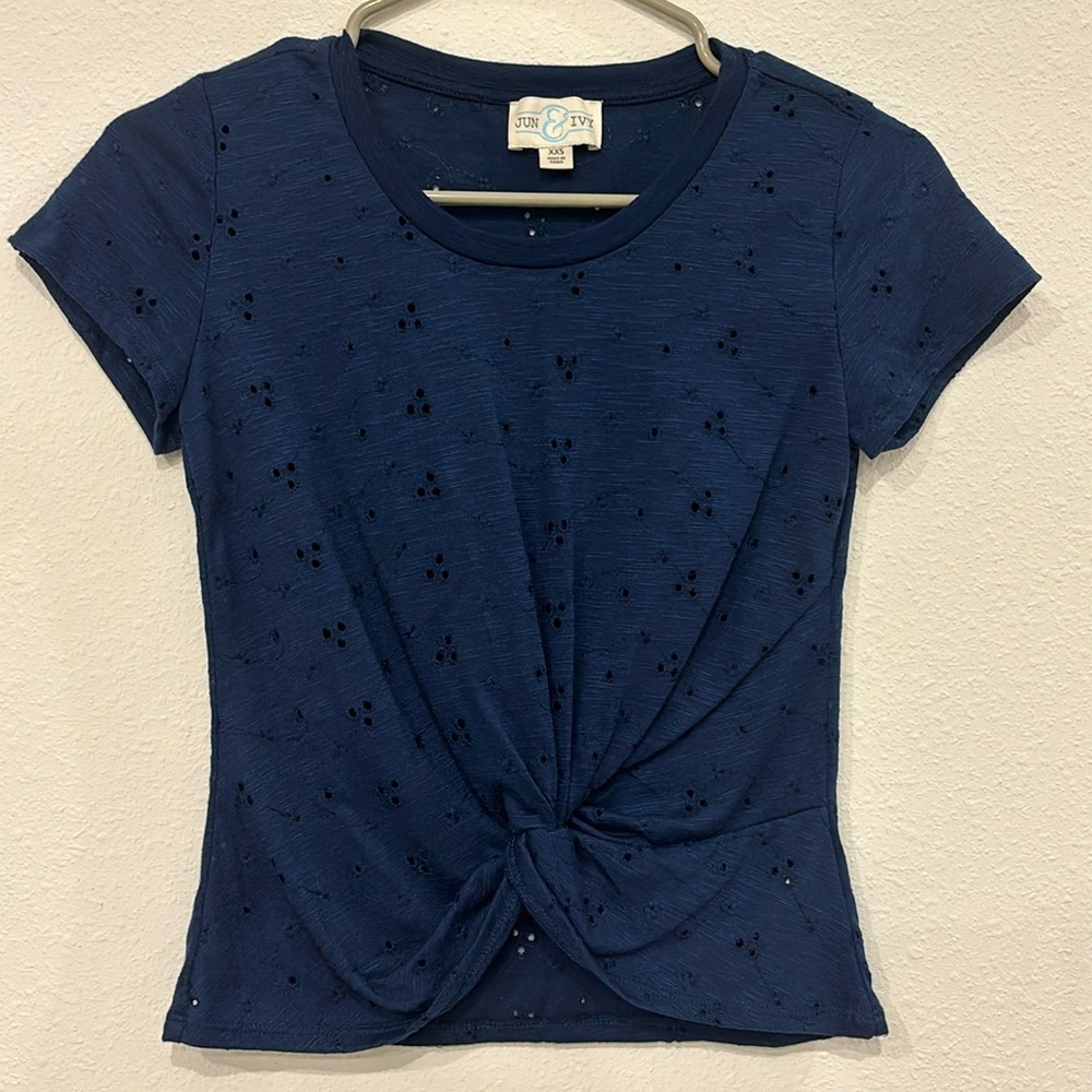 NWT June & Ivy Eyelet Embroidered Twist front  Top